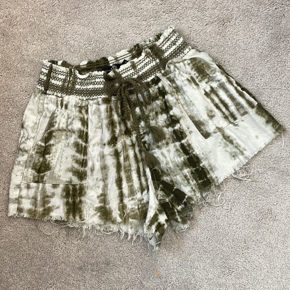 Linen Blend Shorts Olive Tie Dye - Picture 1 of 11